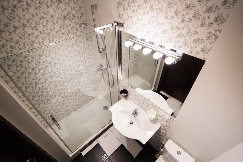 Central Hotel Lviv Quarto foto