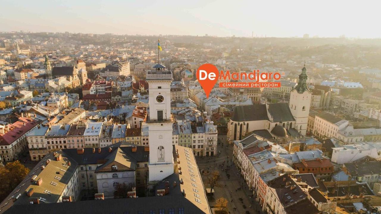 Central Hotel Lviv Exterior foto