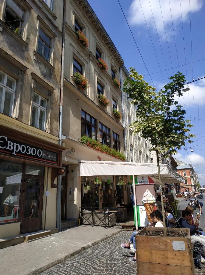 Central Hotel Lviv Exterior foto